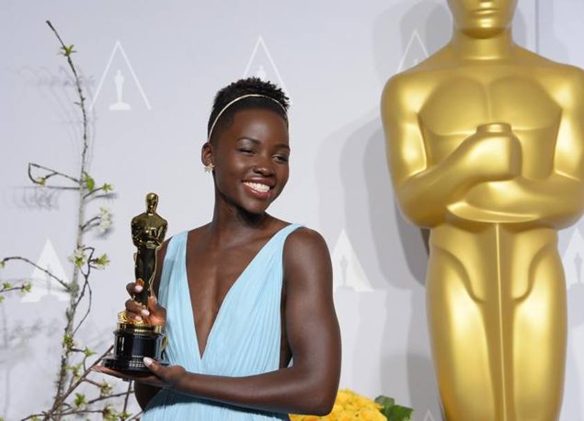 Al film che racconta la sconvolgente esperienza da schiavo di un uomo libero  andato anche il premio per la miglior attrice non protagonista, Lupita Nyong&#39;o.